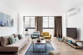 Modern & Bright 3BR Apt with Shelter by Sea N' Rent